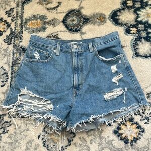 Levi High Waisted Mom Shorts